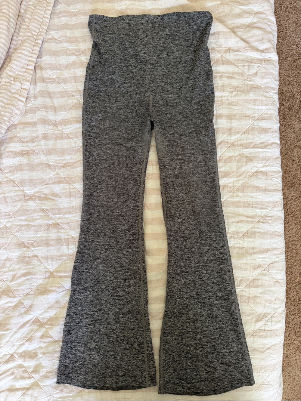 Maternity Flare Leggings - Picture 3 of 4